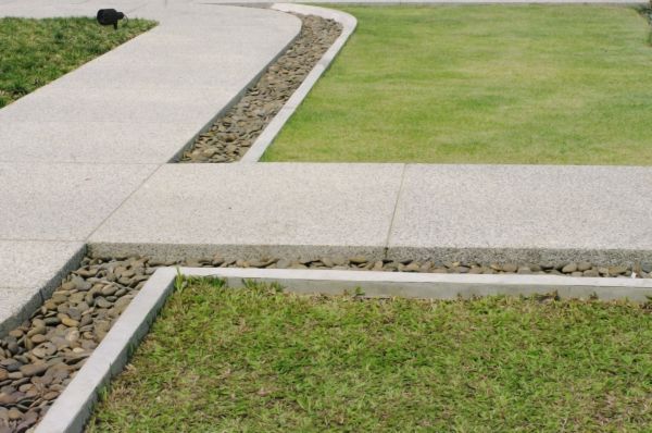 Sidewalk Curb Repair